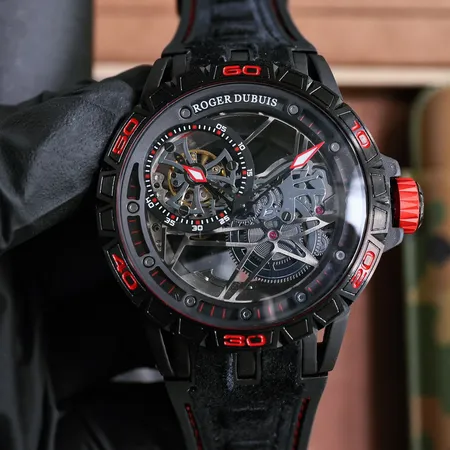 ロジェ・デュブイ 腕時計