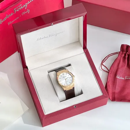 フェラガモ 腕時計