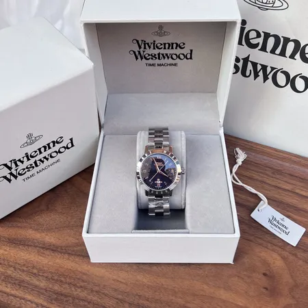ヴィヴィアン・ウエストウッド 腕時計