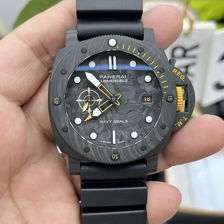 オフィチーネ パネライ 腕時計