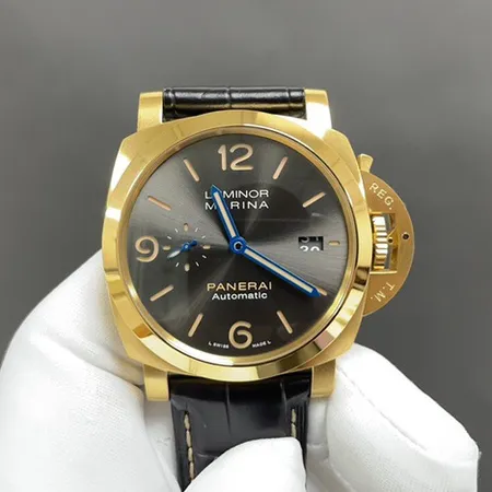 オフィチーネ パネライ 腕時計