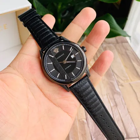 ヴェルサーチ 腕時計