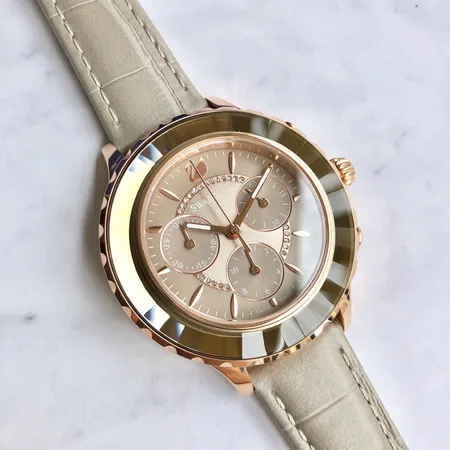 スワロフスキー 腕時計