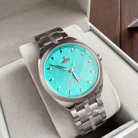 ヴィヴィアン・ウエストウッド 腕時計