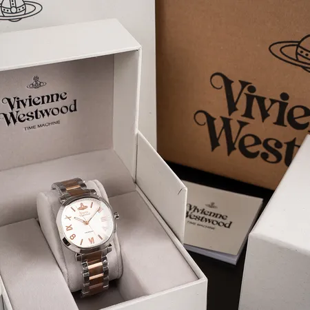 ヴィヴィアン・ウエストウッド 腕時計