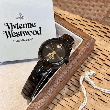ヴィヴィアン・ウエストウッド 腕時計