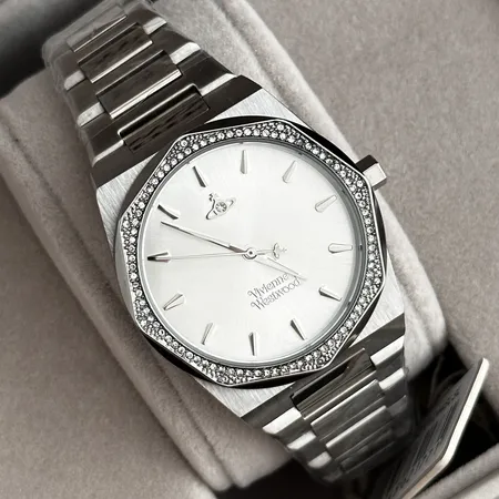 ヴィヴィアン・ウエストウッド 腕時計