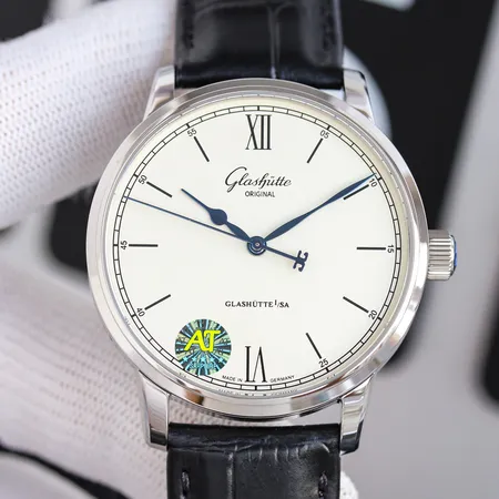 グラスヒュッテ・オリジナル 腕時計