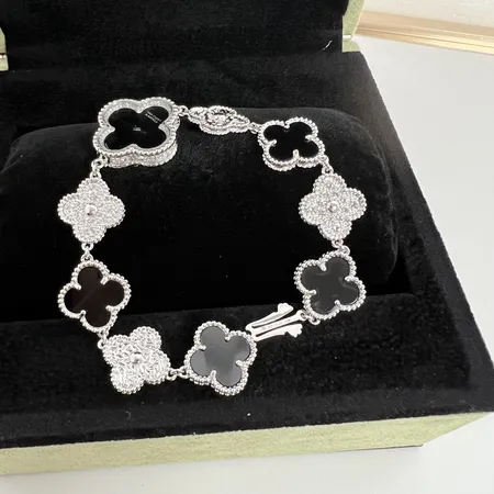 ヴァン クリーフ＆アーペル 腕時計