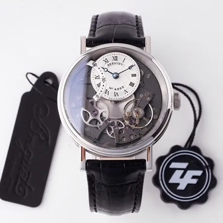 ロジェ・デュブイ 腕時計