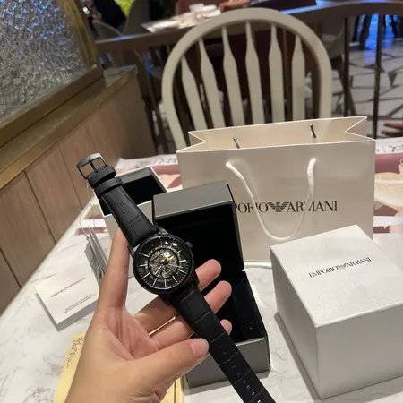 アルマーニ 腕時計