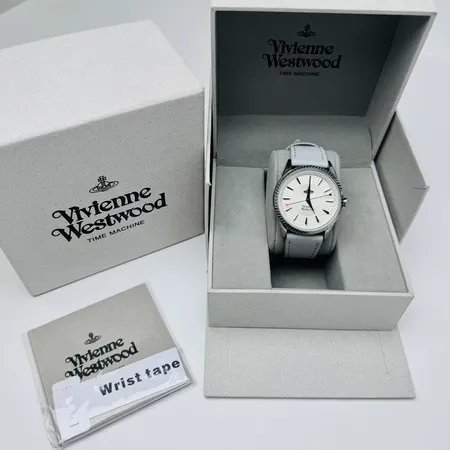 ヴィヴィアン・ウエストウッド 腕時計