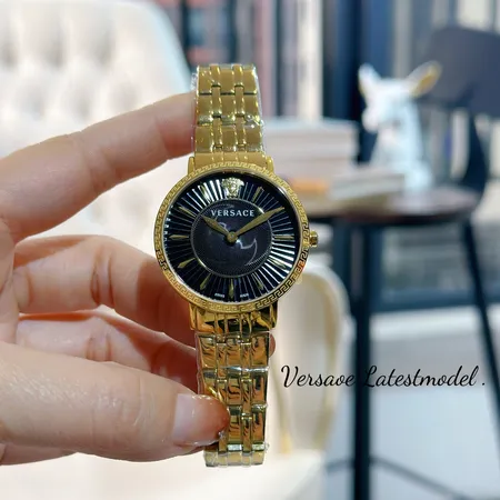 ヴェルサーチ 腕時計