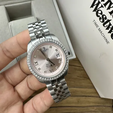 ヴィヴィアン・ウエストウッド 腕時計