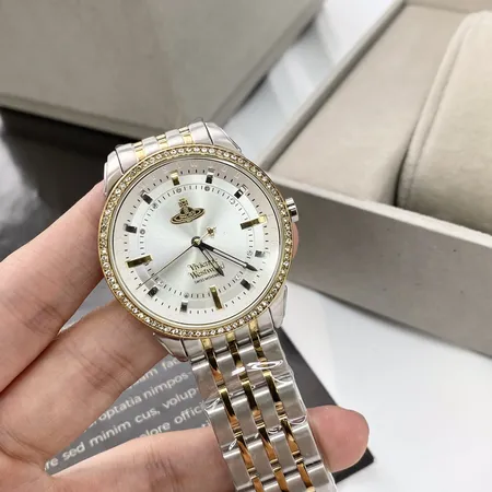 ヴィヴィアン・ウエストウッド 腕時計