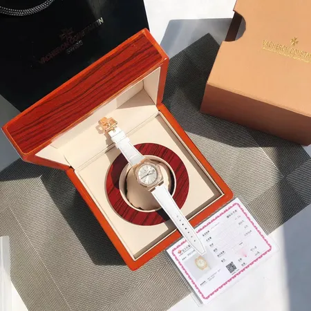 ヴァシュロン コンスタンタン 腕時計