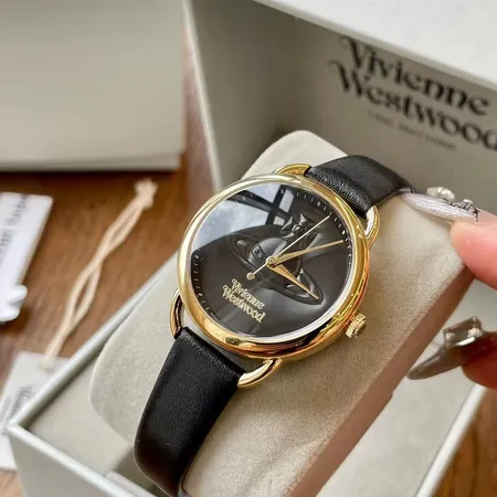 ヴィヴィアン・ウエストウッド 腕時計