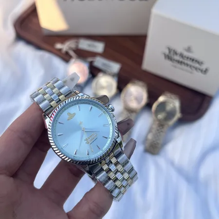 ヴィヴィアン・ウエストウッド 腕時計