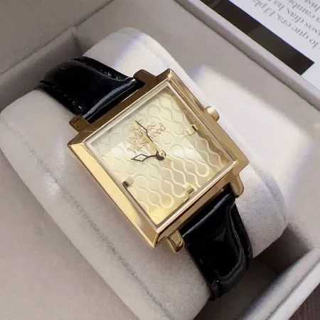 ヴィヴィアン・ウエストウッド 腕時計