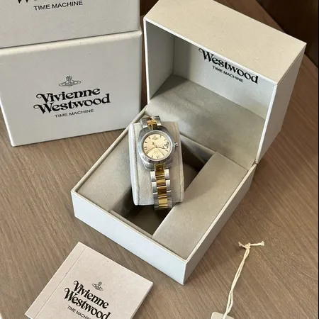 ヴィヴィアン・ウエストウッド 腕時計