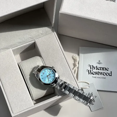 ヴィヴィアン・ウエストウッド 腕時計