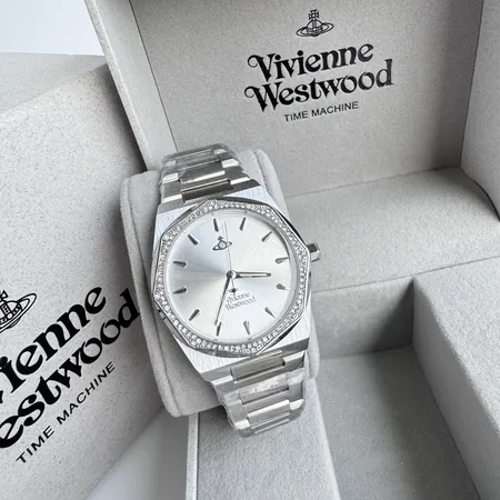 ヴィヴィアン・ウエストウッド 腕時計