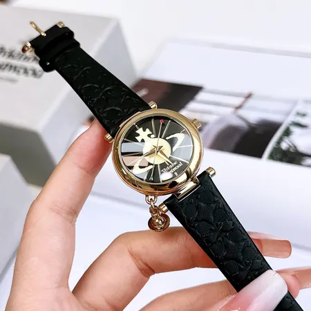 ヴィヴィアン・ウエストウッド 腕時計