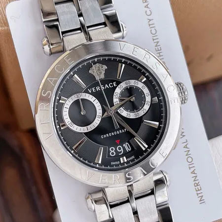 ヴェルサーチ 腕時計