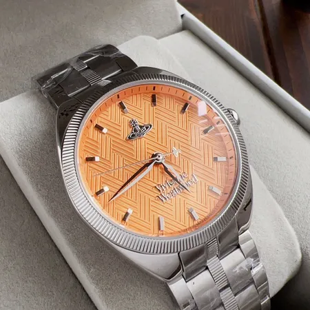 ヴィヴィアン・ウエストウッド 腕時計