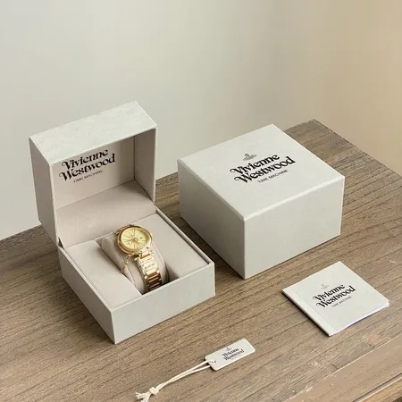 ヴィヴィアン・ウエストウッド 腕時計