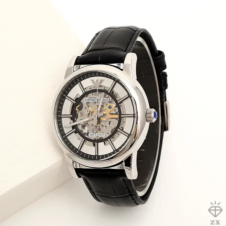 アルマーニ 腕時計