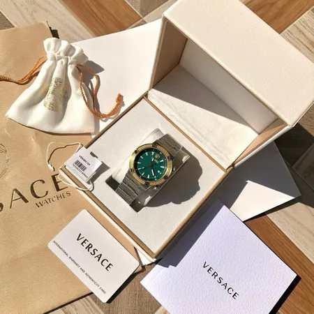 ヴェルサーチ 腕時計