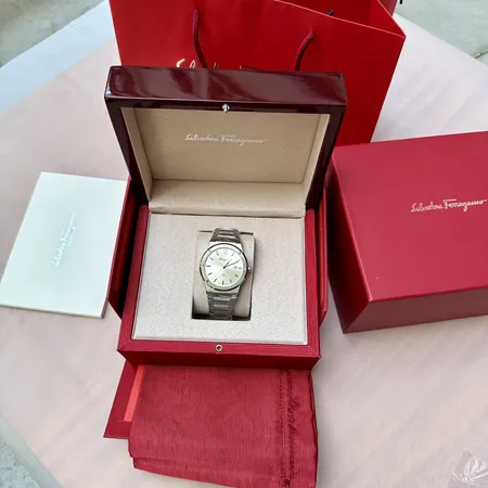フェラガモ 腕時計