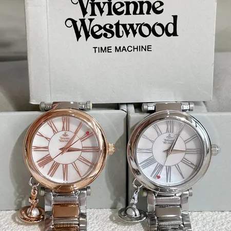 ヴィヴィアン・ウエストウッド 腕時計