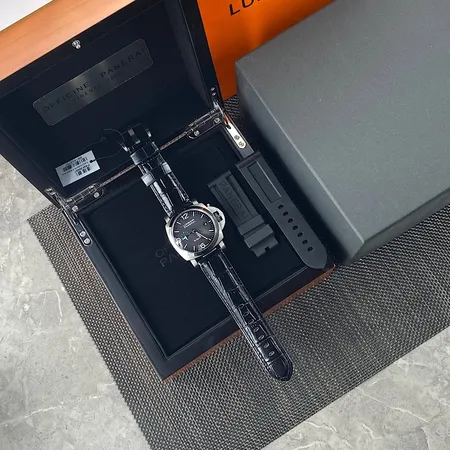 オフィチーネ パネライ 腕時計