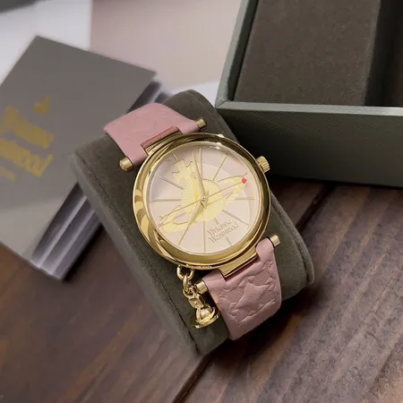 ヴィヴィアン・ウエストウッド 腕時計