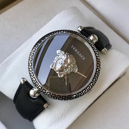 ヴェルサーチ 腕時計