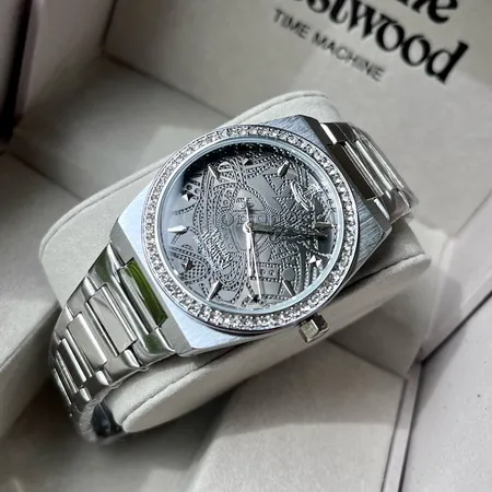 ヴィヴィアン・ウエストウッド 腕時計