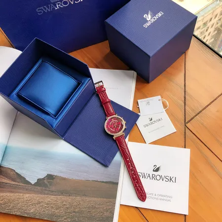 スワロフスキー 腕時計
