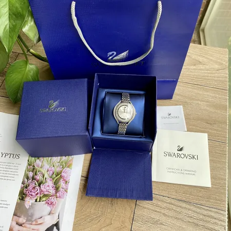 スワロフスキー 腕時計