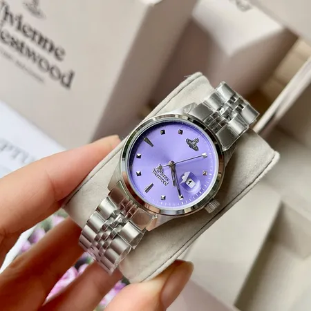 ヴィヴィアン・ウエストウッド 腕時計