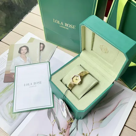 ヴェルサーチ 腕時計