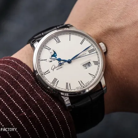 グラスヒュッテ・オリジナル 腕時計