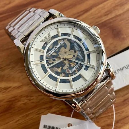 アルマーニ 腕時計