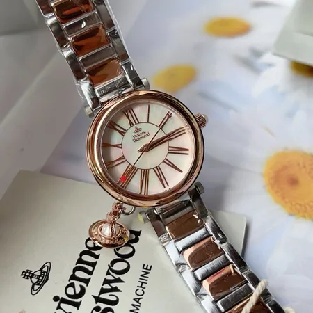 ヴィヴィアン・ウエストウッド 腕時計