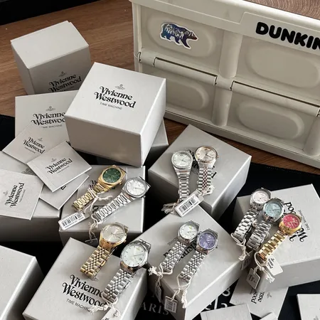 ヴィヴィアン・ウエストウッド 腕時計