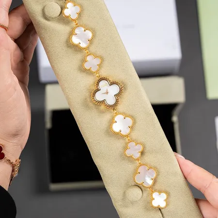 ヴァン クリーフ＆アーペル 腕時計