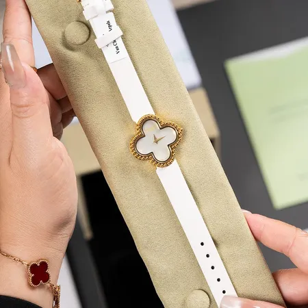 ヴァン クリーフ＆アーペル 腕時計