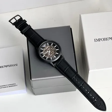 アルマーニ 腕時計