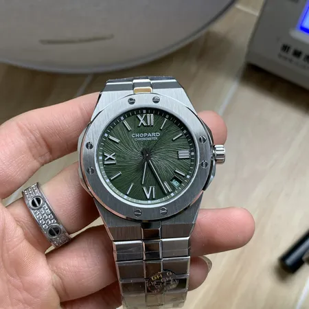 ショパール 腕時計